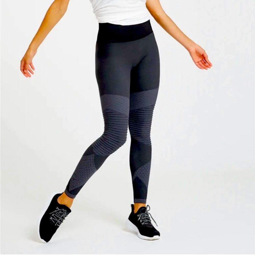 SPANX Seamless Moto Leggings for Women NWT